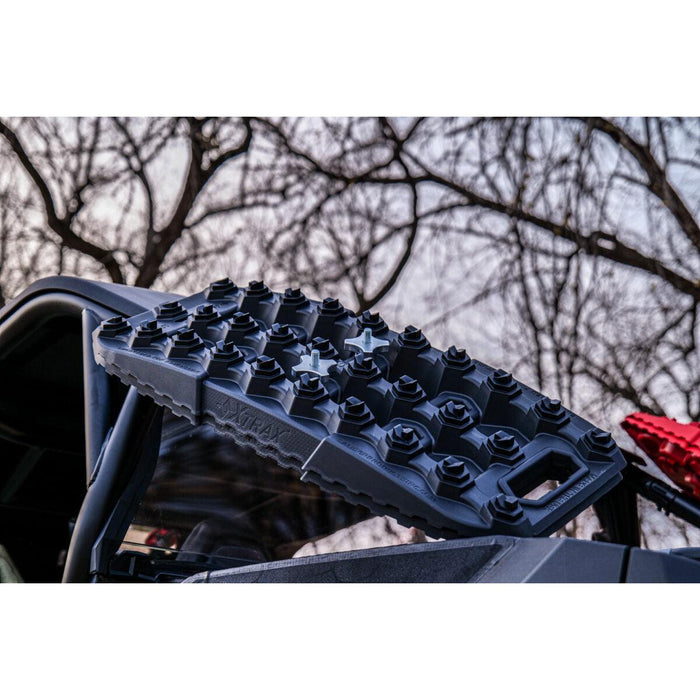 Caliber XTrax – Off-road Recovery Boards