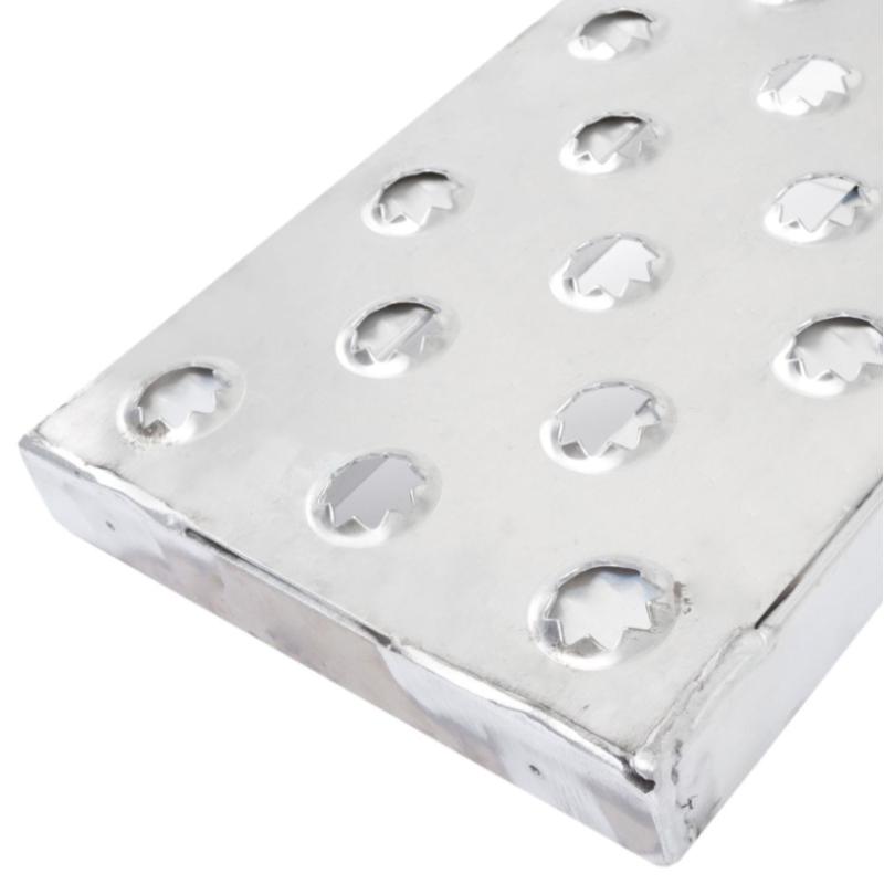 stub foot of the HD Ramps 5' x 12" Hook End Aluminum Car Trailer Ramps 3,000 lbs Capacity 