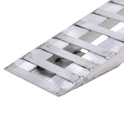 knife foot of the HD Ramps 7' 6" L x 15" W Aluminum Car Trailer Ramps