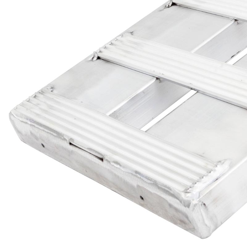 stub foot of the HD Ramps 8' L x 18" W Aluminum Hook End Car Trailer Ramps 5,000 lb. Per Axle Capacity
