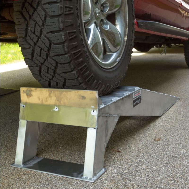 HD Ramps Heavy Duty Aluminum Truck Service Ramps close up of the wheel that is placed on it
