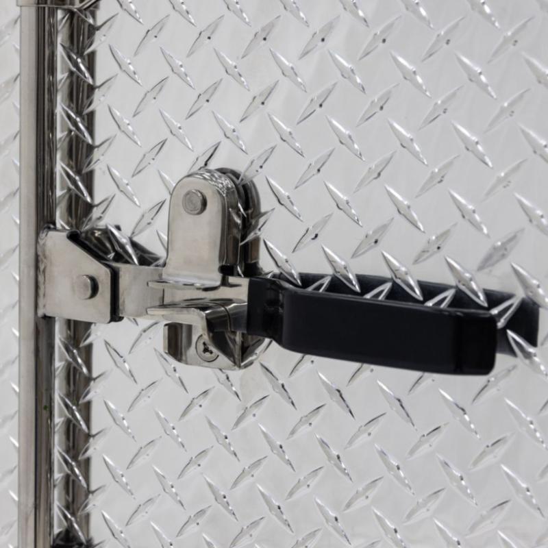 HD Ramps Lockable Diamond Plate Underbody Trailer Toolbox lock
