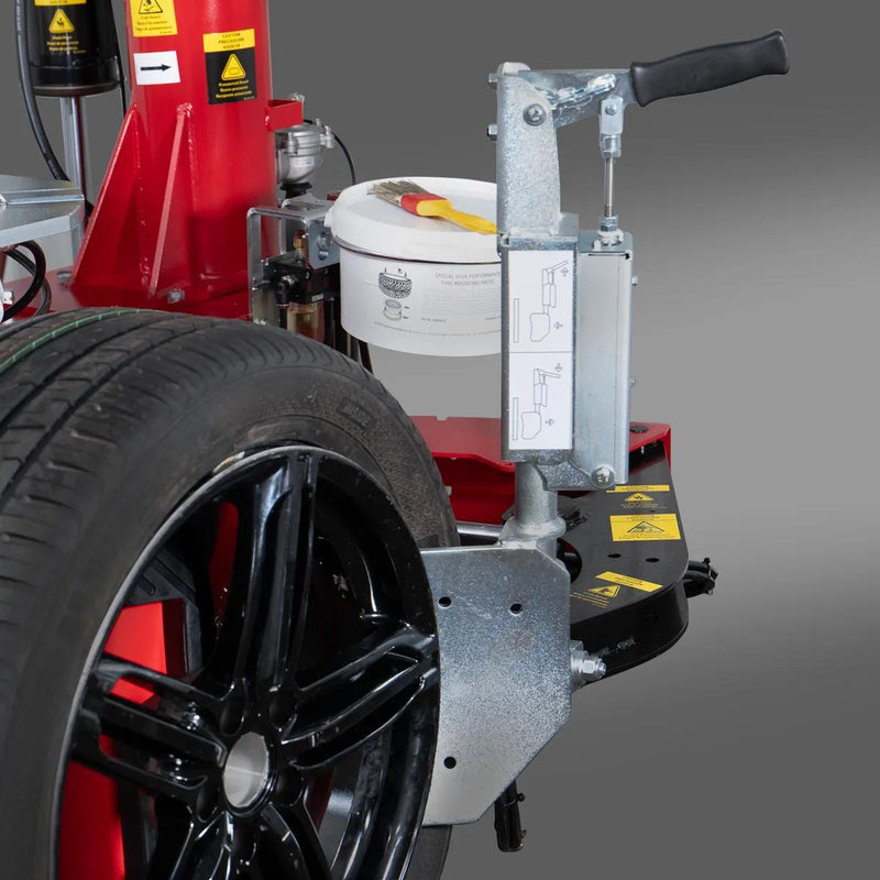 R146RP hand-controlled bead breaker