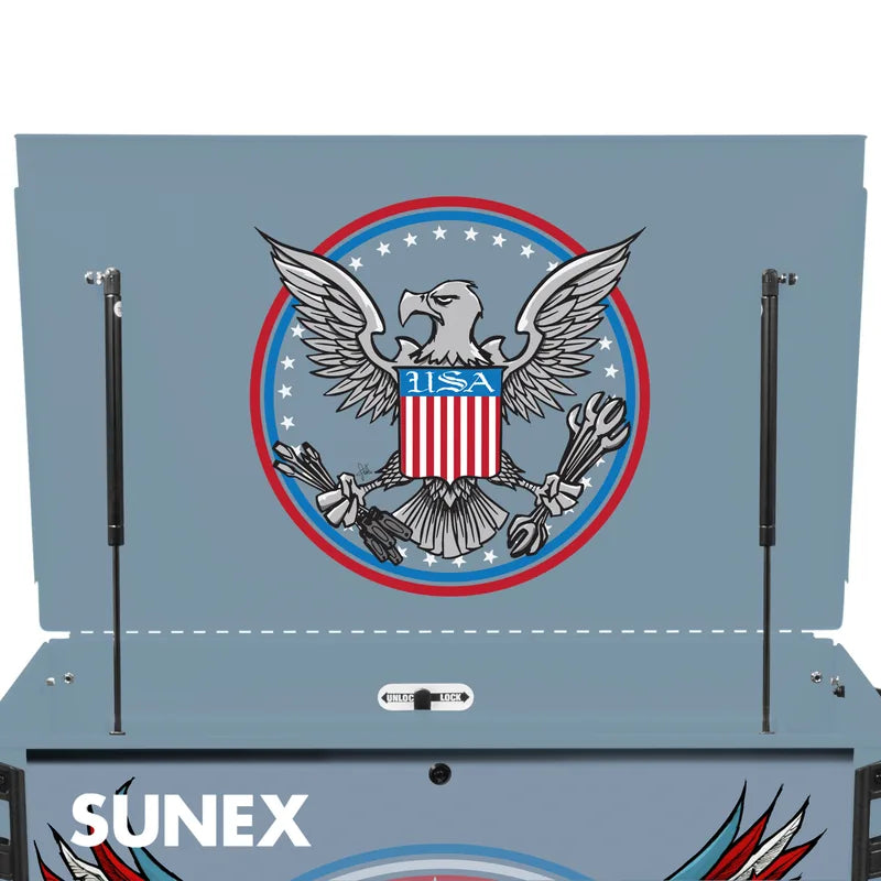 Presidential-style USA seal artwork on the open lid