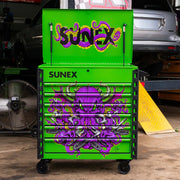 Sunex 8056FDLGCTOOLU Ctoolu cart in a repair shop