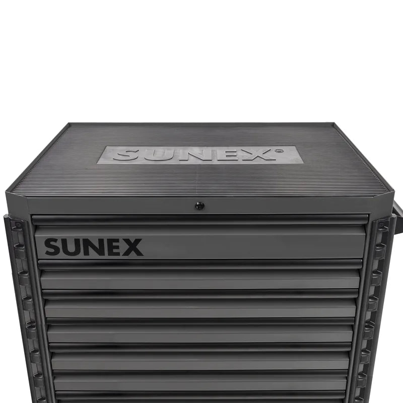 Rubber-matted flat work surface on the Sunex 8060XT