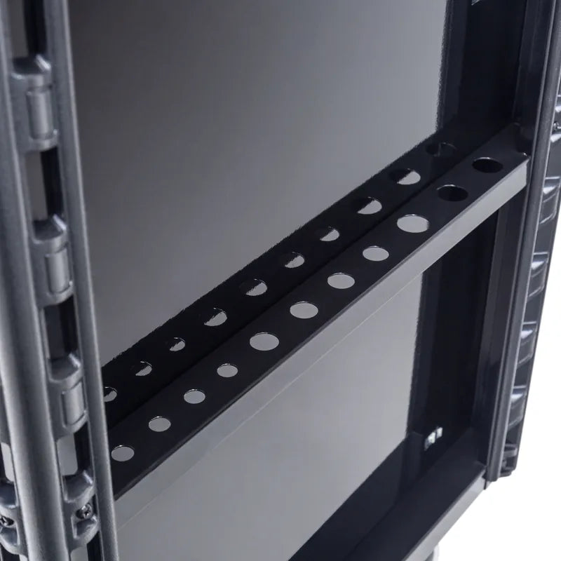 Sunex 8065PC built-in pry bar and screwdriver holders