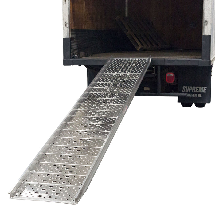 HD Ramps Aluminum Walk Ramp with Flat Plate Ends - 12'L x 26"W, 1,500 lb capacity 01-26-144-06-WALK-P